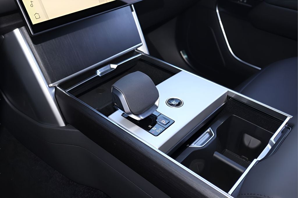 2026 Land Rover Range Rover SE