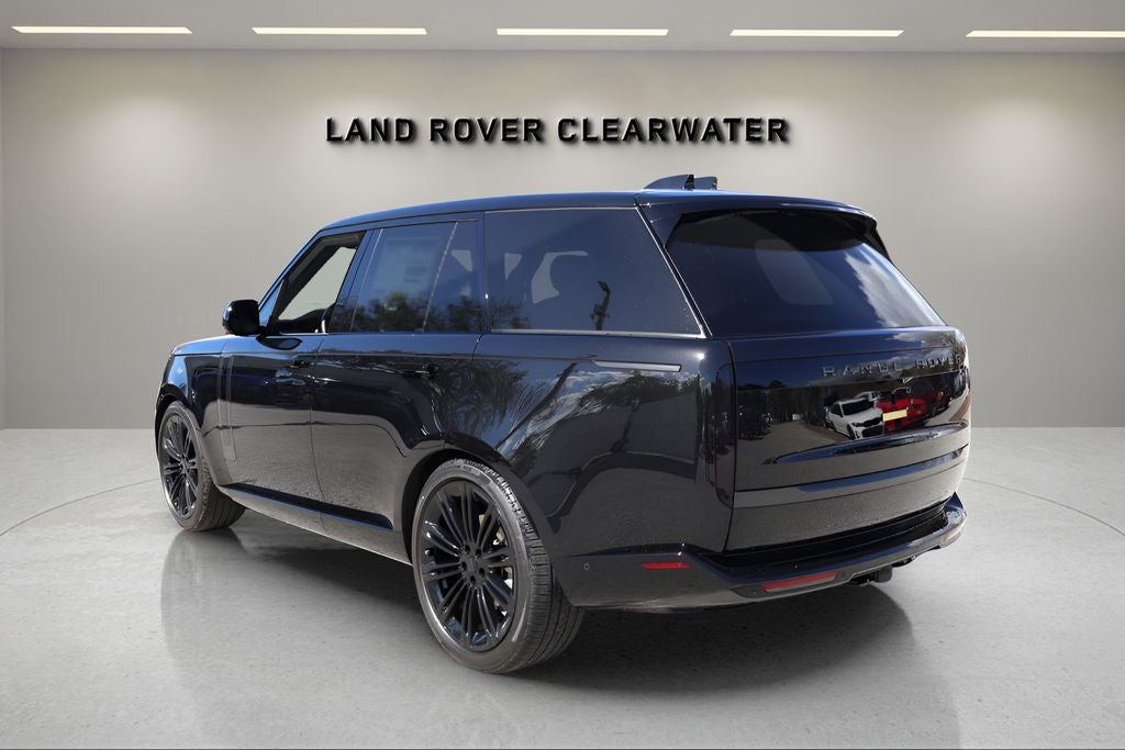 2026 Land Rover Range Rover SE