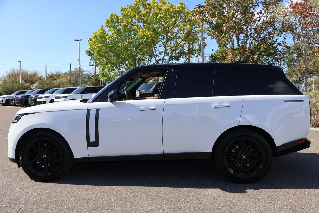 2024 Land Rover Range Rover SE