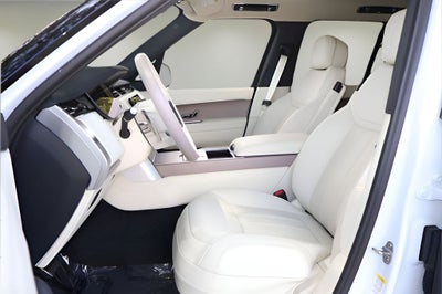 2026 Land Rover Range Rover SE