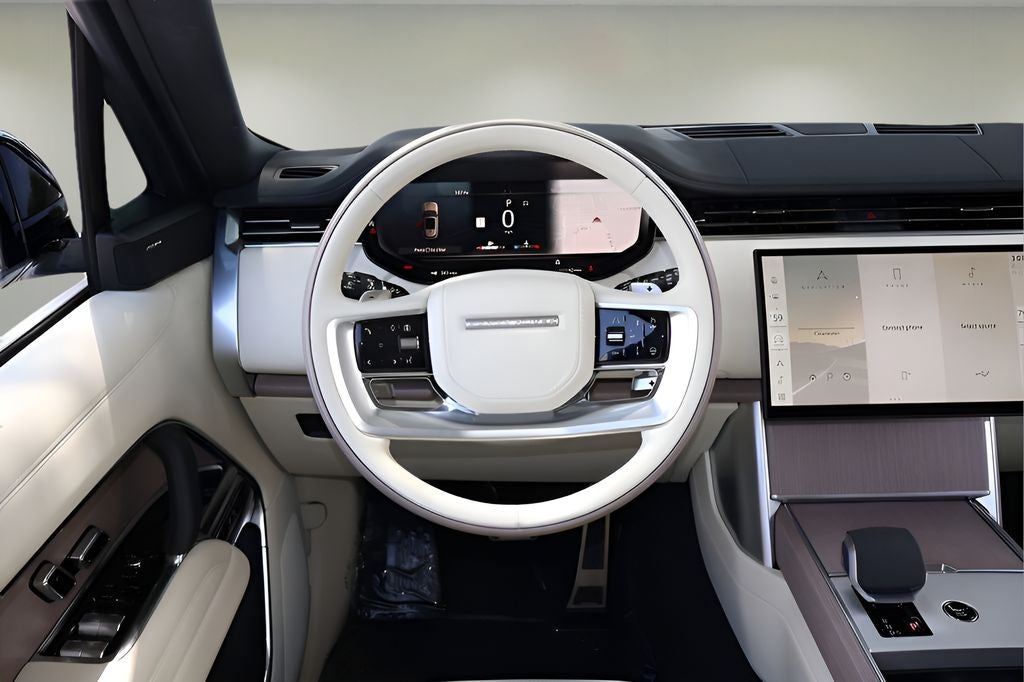 2026 Land Rover Range Rover SE