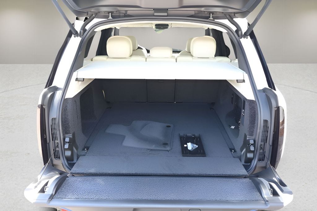 2026 Land Rover Range Rover SE