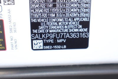 2026 Land Rover Range Rover SE