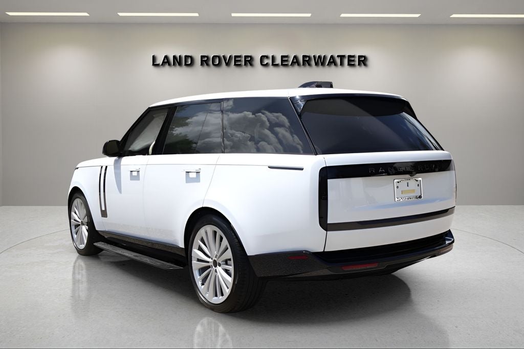 2026 Land Rover Range Rover SE