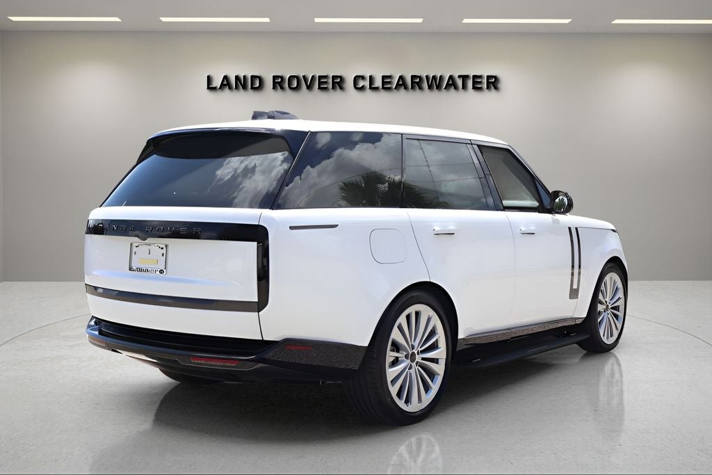 2026 Land Rover Range Rover SE