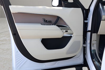 2026 Land Rover Range Rover SE
