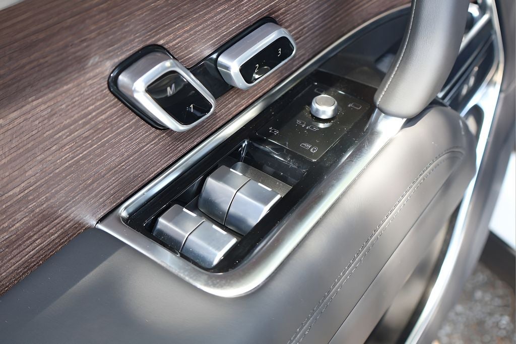 2026 Land Rover Range Rover SE