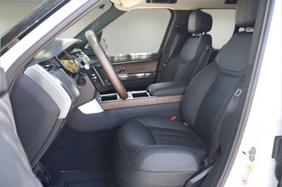 2026 Land Rover Range Rover SE