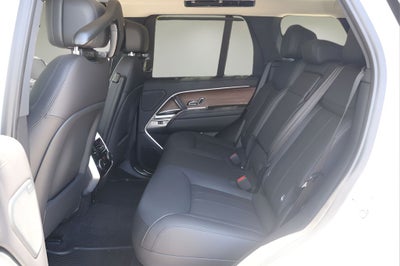 2026 Land Rover Range Rover SE
