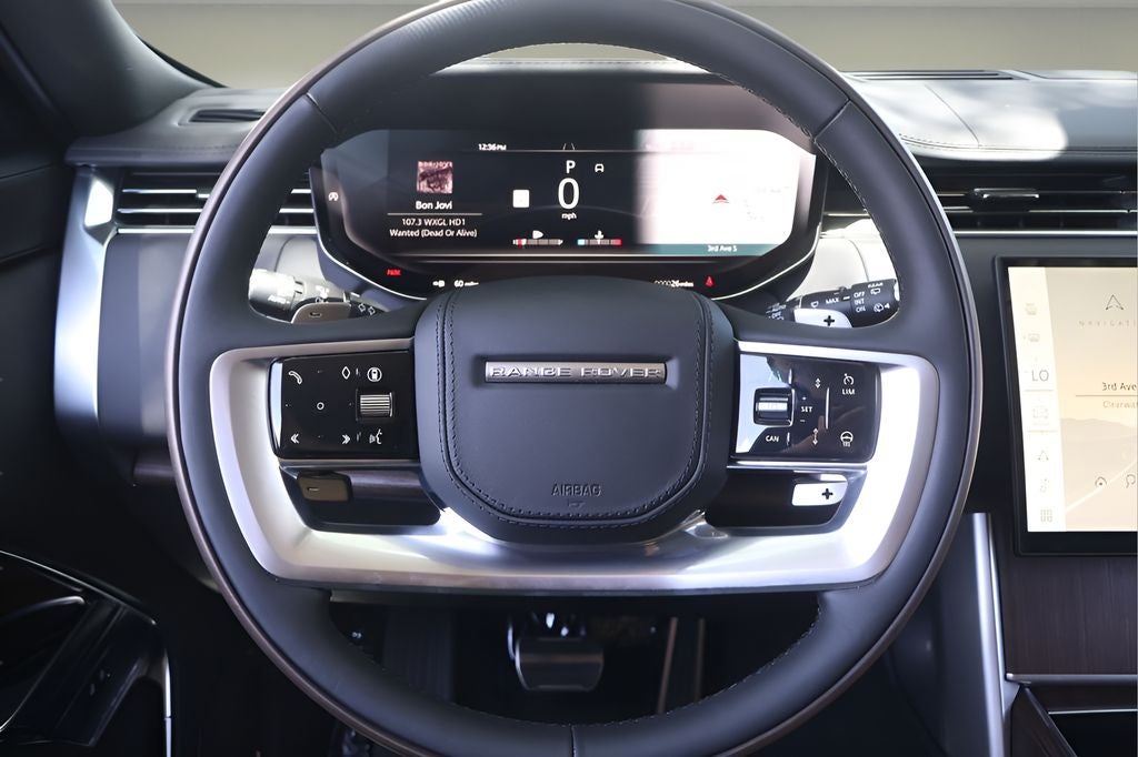 2026 Land Rover Range Rover SE