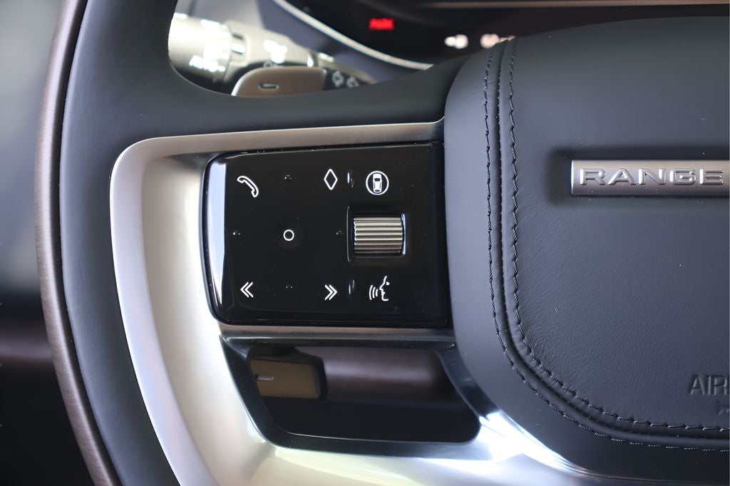 2026 Land Rover Range Rover SE