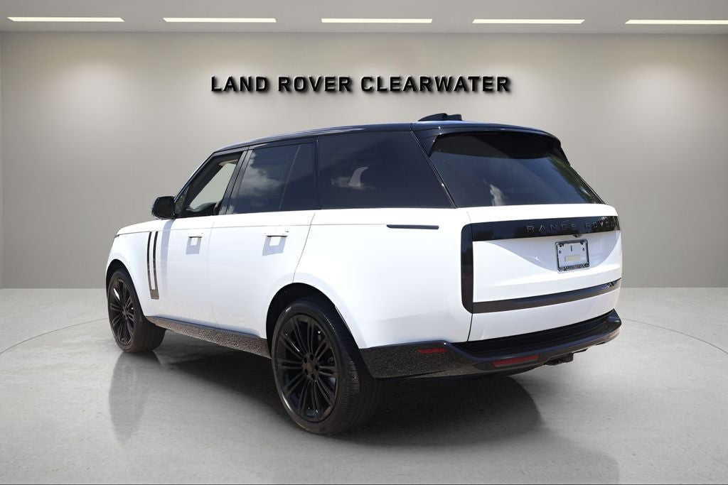 2026 Land Rover Range Rover SE