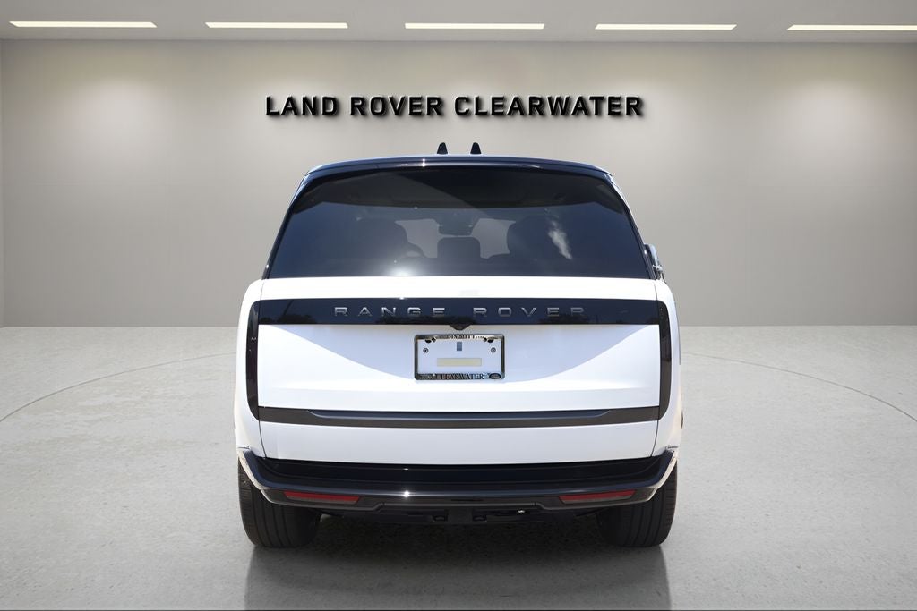 2026 Land Rover Range Rover SE