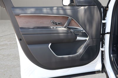 2026 Land Rover Range Rover SE