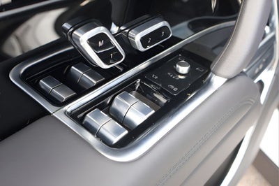 2026 Land Rover Range Rover SE LWB