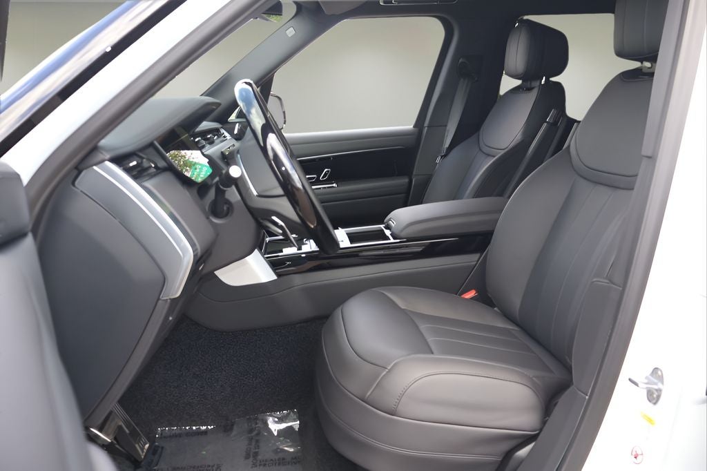 2026 Land Rover Range Rover SE LWB