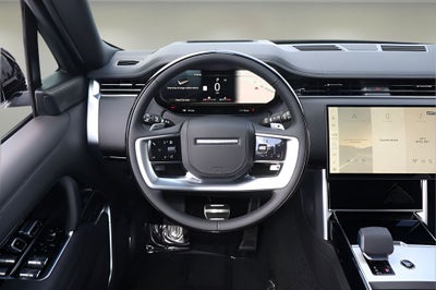 2026 Land Rover Range Rover SE LWB