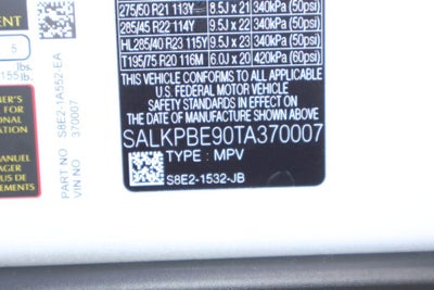 2026 Land Rover Range Rover SE LWB