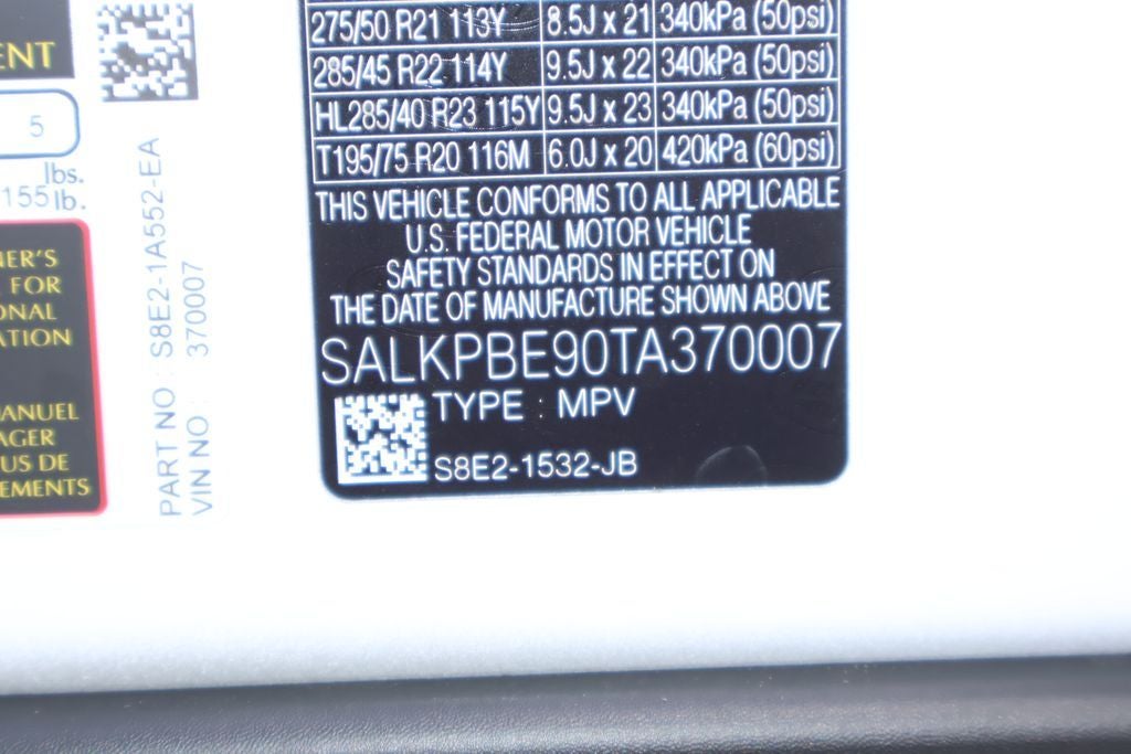 2026 Land Rover Range Rover SE LWB