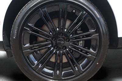 2026 Land Rover Range Rover SE LWB