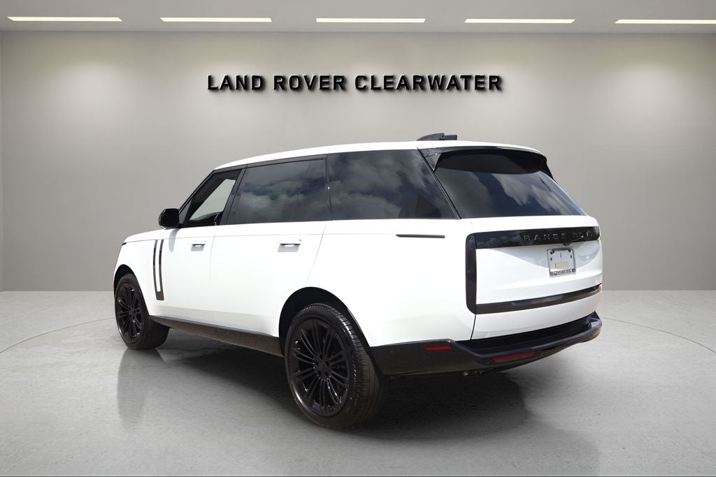 2026 Land Rover Range Rover SE LWB