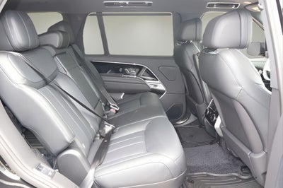 2026 Land Rover Range Rover SE LWB