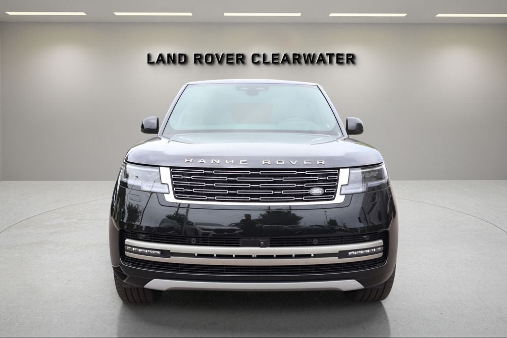 2026 Land Rover Range Rover SE LWB