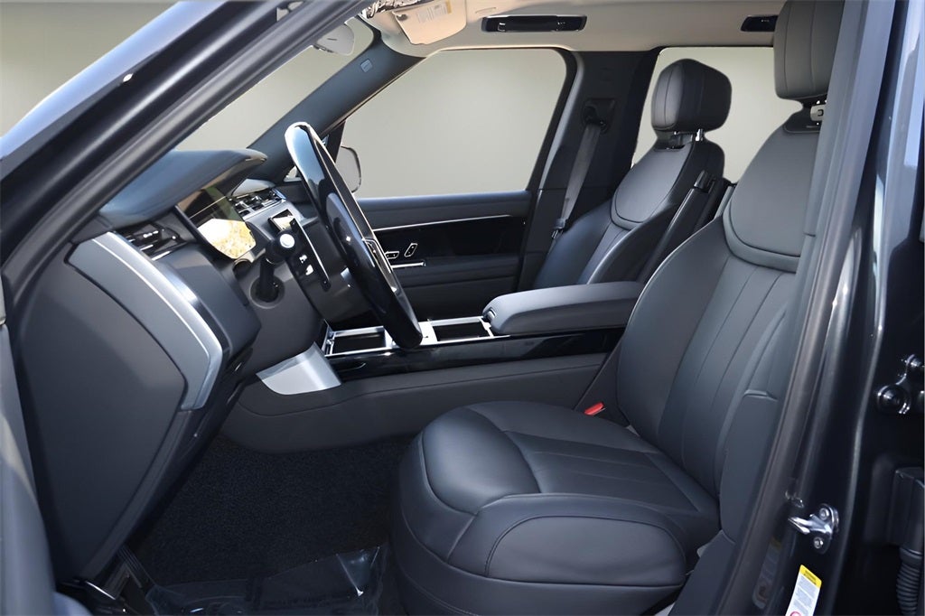 2026 Land Rover Range Rover SE LWB
