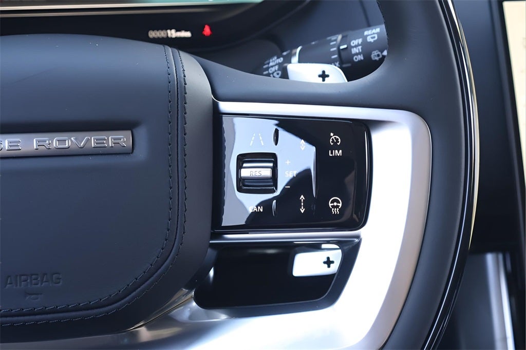 2026 Land Rover Range Rover SE LWB