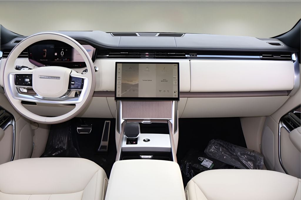 2026 Land Rover Range Rover SE LWB