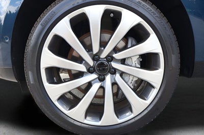 2026 Land Rover Range Rover SE LWB