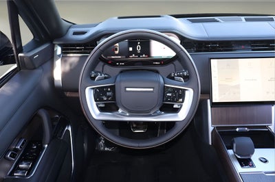2026 Land Rover Range Rover SE LWB