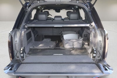 2026 Land Rover Range Rover SE LWB