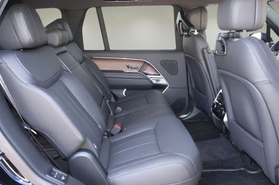2026 Land Rover Range Rover SE LWB