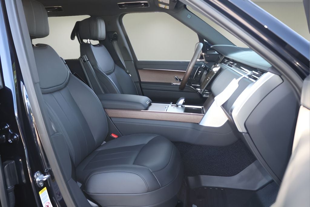 2026 Land Rover Range Rover SE LWB