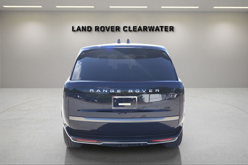 2026 Land Rover Range Rover SE LWB