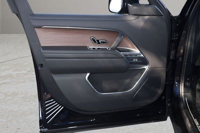 2026 Land Rover Range Rover SE LWB