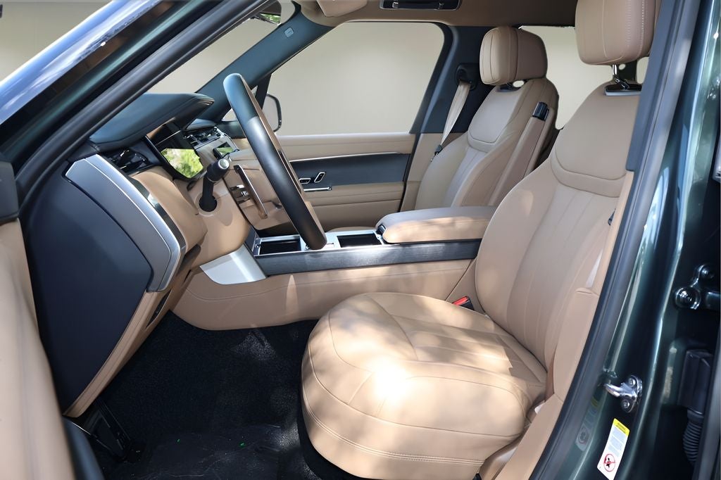 2026 Land Rover Range Rover SE LWB