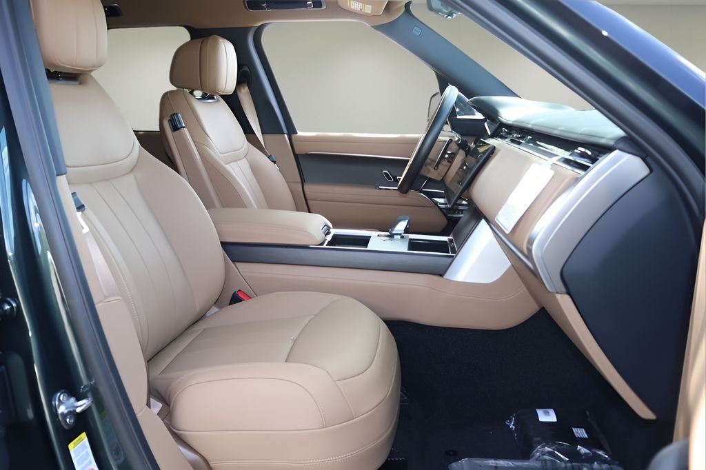 2026 Land Rover Range Rover SE LWB
