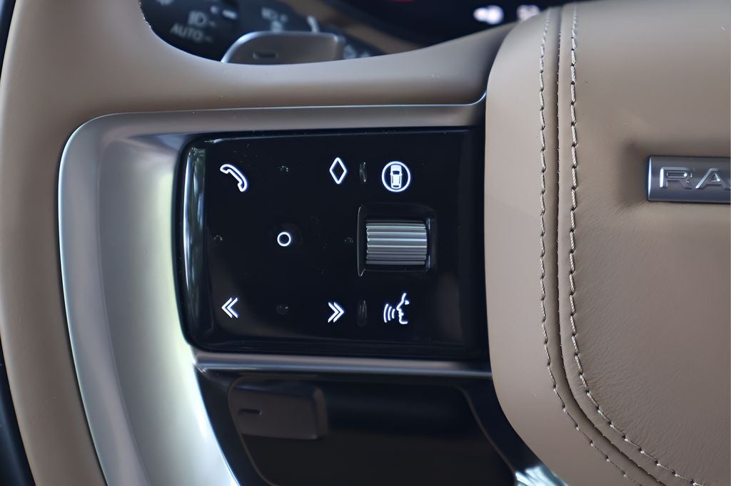 2026 Land Rover Range Rover SE LWB