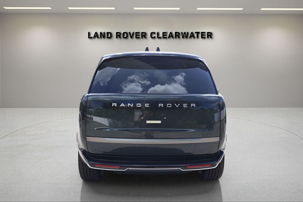 2026 Land Rover Range Rover SE LWB