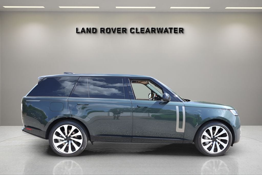 2026 Land Rover Range Rover SE LWB