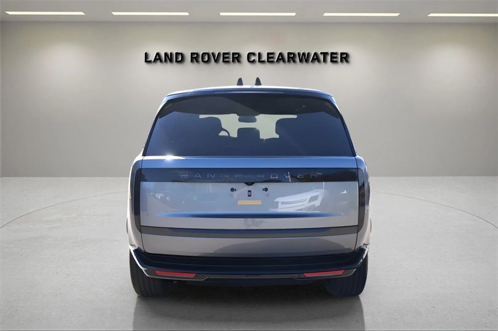 2026 Land Rover Range Rover SE LWB