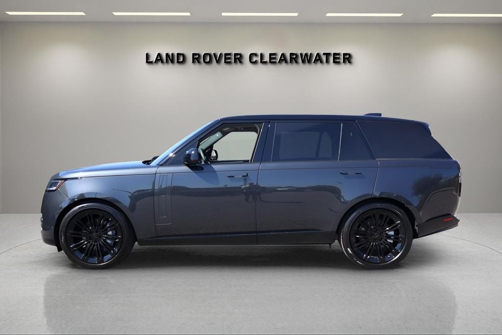 2026 Land Rover Range Rover SE LWB