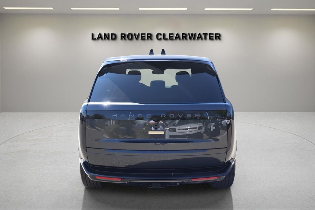 2026 Land Rover Range Rover SE LWB