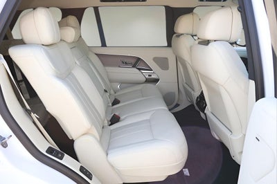 2026 Land Rover Range Rover SE LWB