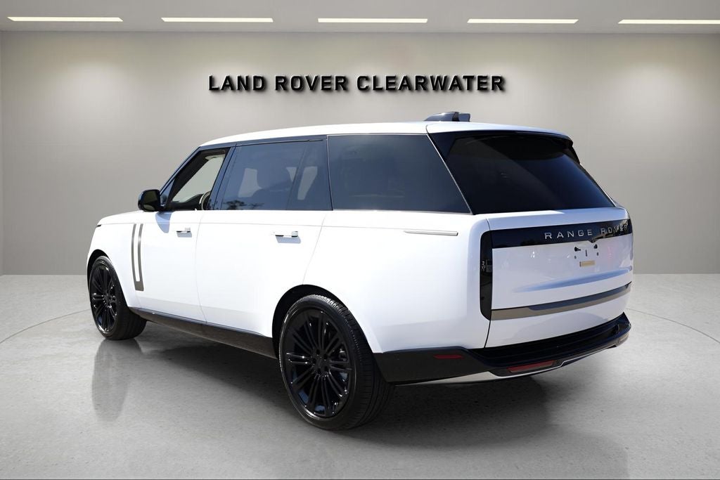 2026 Land Rover Range Rover SE LWB