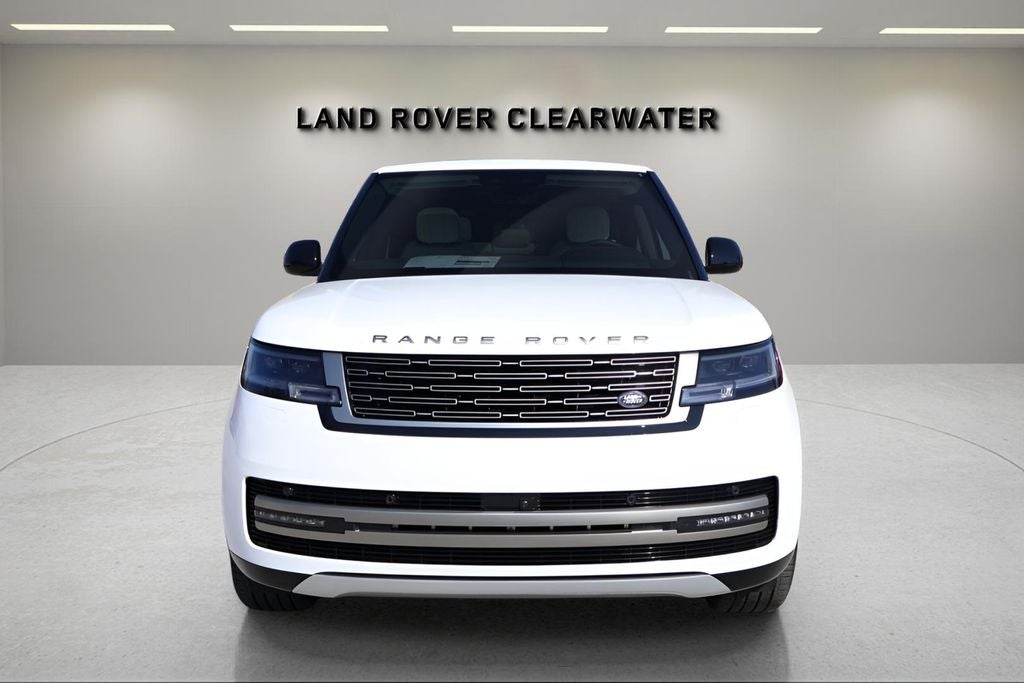 2026 Land Rover Range Rover SE LWB
