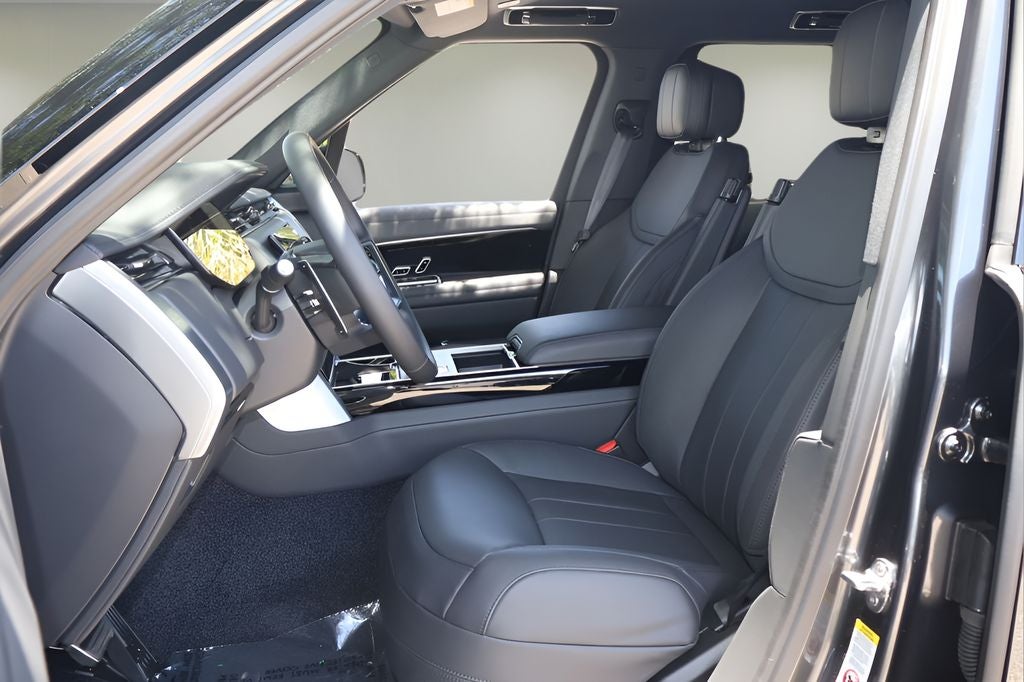 2026 Land Rover Range Rover SE LWB