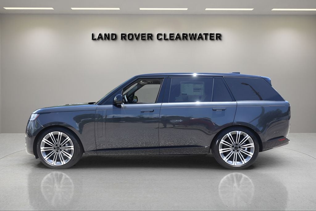 2026 Land Rover Range Rover SE LWB